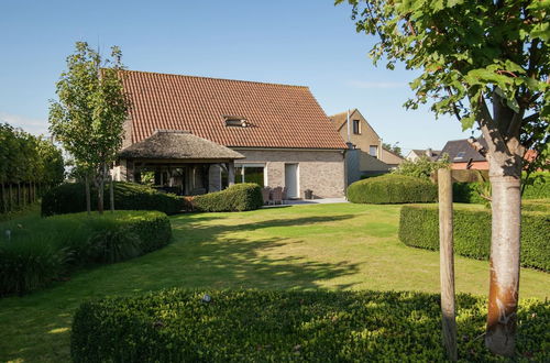 Photo 37 - Classy Holiday Home in Aartrijke With Private Swimming Pool