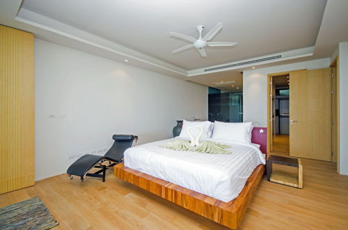 Foto 3 - Luxury Hillside Residence at Bangtao