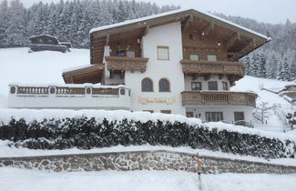 Photo 1 - Quaint Apartment in Hainzenberg near Horbergbahn