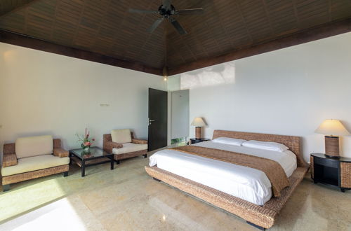 Foto 3 - Spacious 5-Bedroom Surin Beach Villa