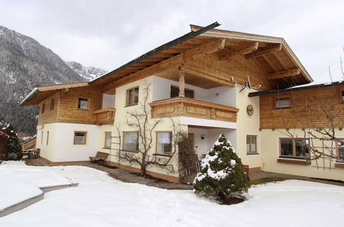 Photo 21 - Apartment With a Joint Pool in Watring