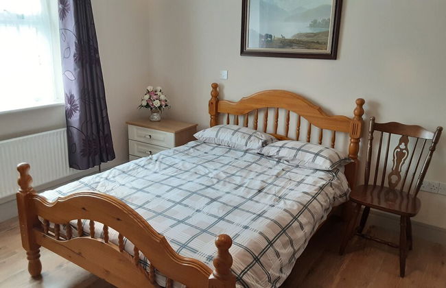 2 Bed Cottage - Sleeps 6 - Parking - Wifi - Foto 4