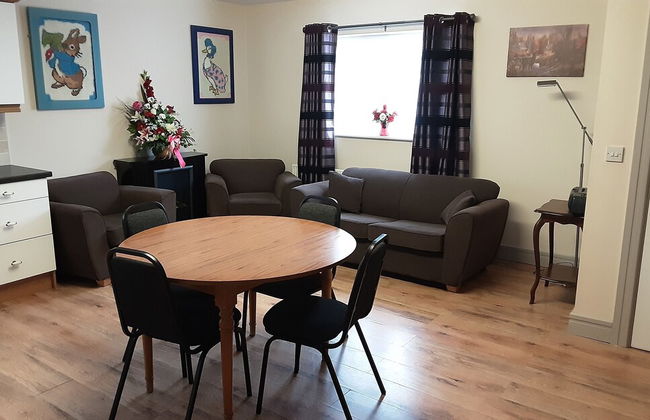 2 Bed Cottage - Sleeps 6 - Parking - Wifi - Foto 8