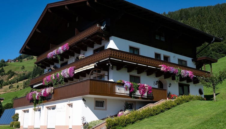 Photo 1 - Cozy Apartment in Mühlbach with Garden near Ski Slopes