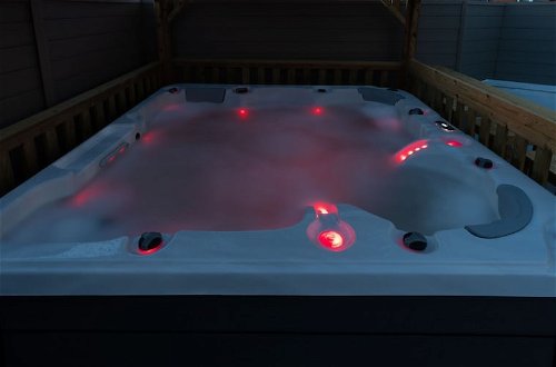 Photo 20 - THE Bells hot tub on Private Terrace Apartments