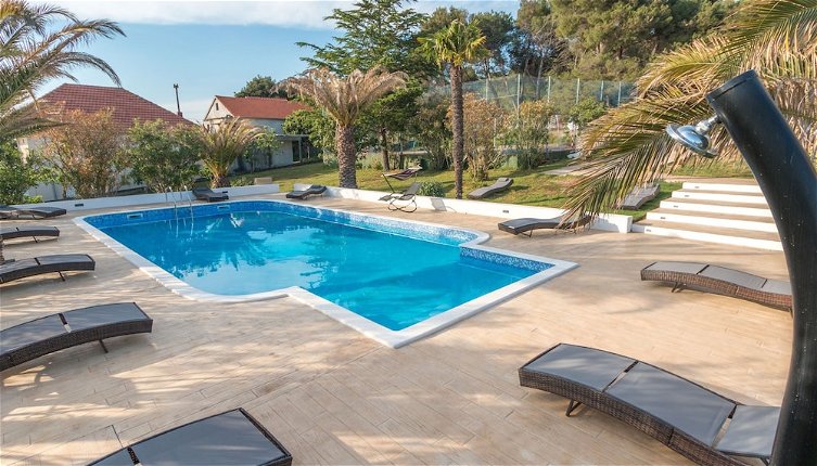 Foto 1 - Modern Apartment With Large Pool, Great sea View, a Sports Court, Barbecue, Wifi