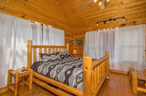 Foto 4 - Dream on High - One Bedroom Cabin