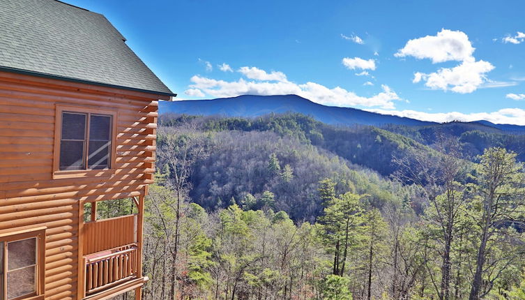 Photo 1 - BearADise in the Smokies - Two Bedroom Cabin