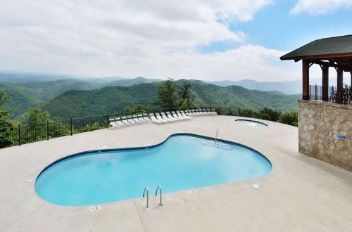 Photo 28 - BearADise in the Smokies - Two Bedroom Cabin