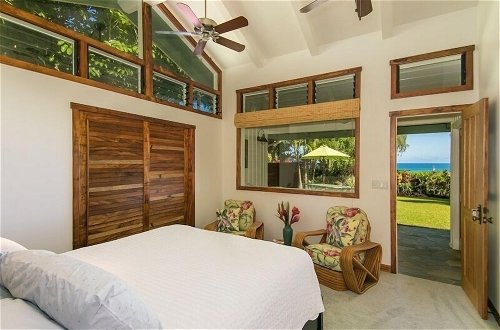 Photo 3 - Lani Kai 4 Bedroom Home by Redawning