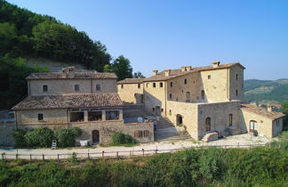 Foto 1 - Borgo Storico Cisterna