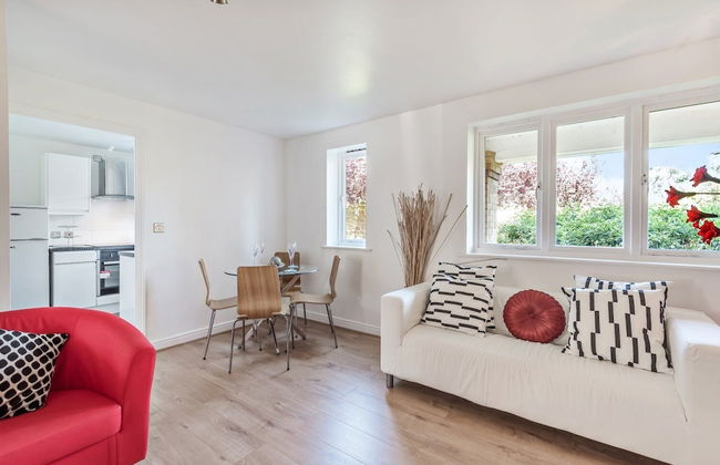 2 Bed Flat, Dedicated Workspace, Parking, 4KTV - Foto 13