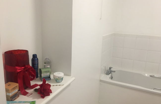 2 Bed Flat, Dedicated Workspace, Parking, 4KTV - Foto 21