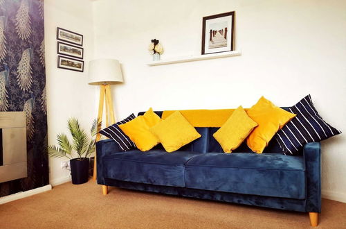 Photo 12 - Beachcomber Seafront Pet Friendly Cottage