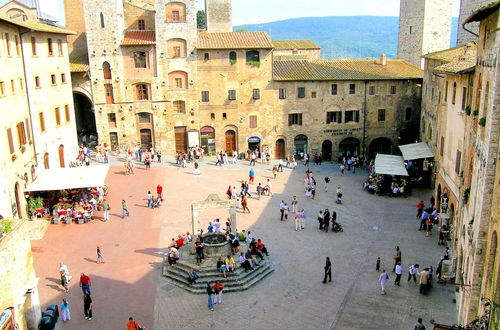 Photo 26 - Cosy Apartment With Swimming Pool and Garden Close to Volterra and S Gimignano