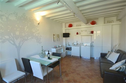 Photo 20 - Cosy Apartment With Swimming Pool and Garden Close to Volterra and S Gimignano
