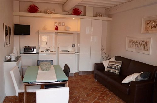 Photo 4 - Cosy Apartment With Swimming Pool and Garden Close to Volterra and S Gimignano