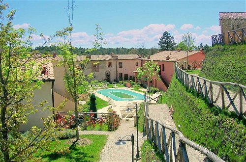 Photo 20 - Cosy Apartment With Swimming Pool and Garden Close to Volterra and S Gimignano