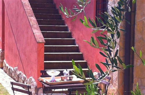 Photo 23 - Cosy Apartment With Swimming Pool and Garden Close to Volterra and S Gimignano