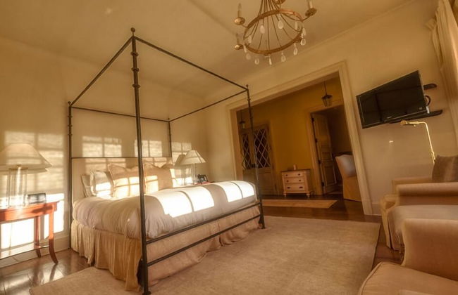 LX1 Chateau D' Renaitre Estate - Carmel-by-the-sea - Photo 5