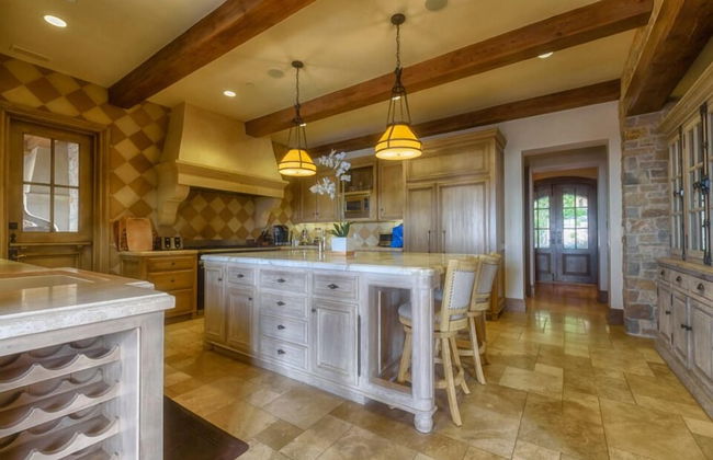 LX1 Chateau D' Renaitre Estate - Carmel-by-the-sea - Photo 20