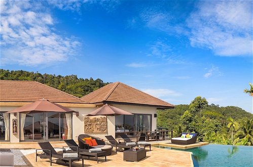 Foto 16 - 12 Bedroom Luxury Twin Sea View Villas Angthong