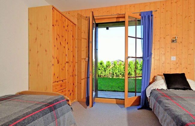 Luxurious Chalet in Riddes with Hot Tub - Foto 2