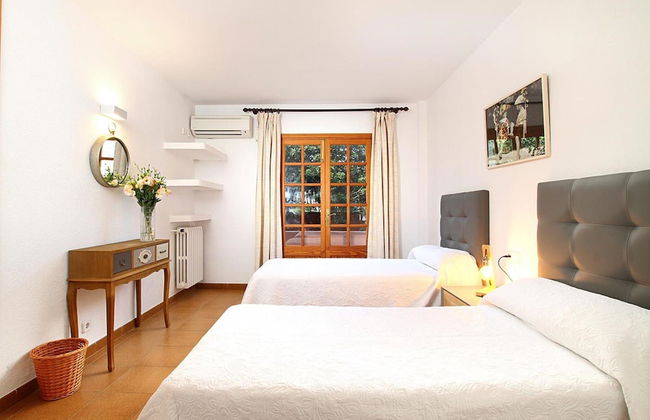Villa - 4 Bedrooms with Pool and WiFi - 108763 - Photo 1