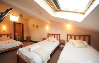 Photo 2 - The Victorian Barn self catering holidays with pool & hot tubs