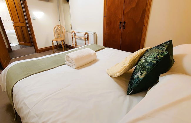 The Victorian Barn self catering holidays with pool & hot tubs - Foto 40