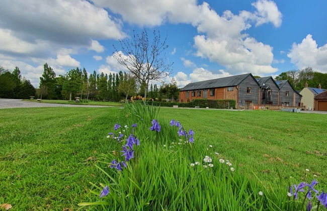 The Victorian Barn self catering holidays with pool & hot tubs - Foto 27