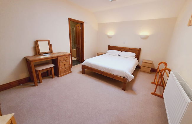 The Victorian Barn self catering holidays with pool & hot tubs - Foto 18
