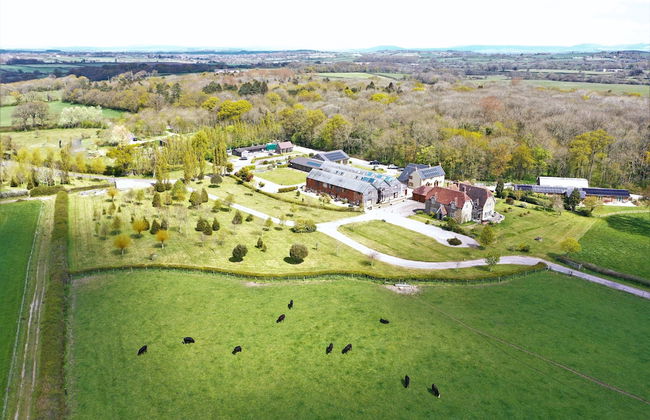 The Victorian Barn self catering holidays with pool & hot tubs - Foto 31