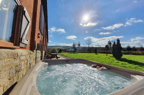 Photo 7 - The Victorian Barn self catering holidays with pool & hot tubs