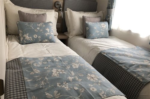 Foto 2 - Luxury 2 Bedroom Caravan in Stunning Location