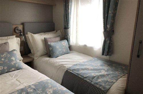Foto 4 - Luxury 2 Bedroom Caravan in Stunning Location