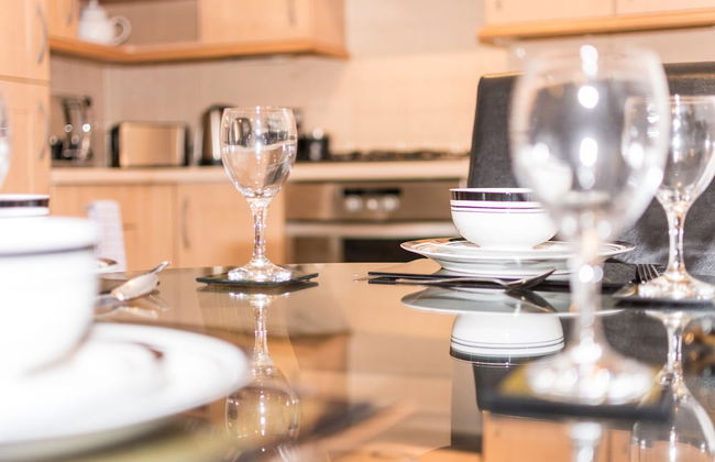 Holistic Condos Apartments - Albion Gardens - Foto 15