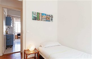 Photo 3 - Quiet 3 Bedroom Apartment in Lisbon