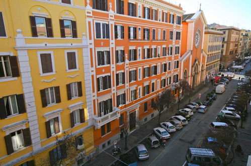 Photo 1 - Rental In Rome Red & White Apartment