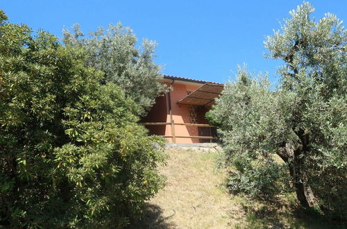 Photo 26 - Snug Holiday Home in Castagneto Carducci near Thermal Bath