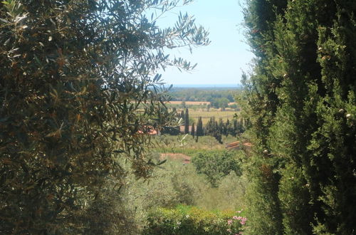 Photo 33 - Snug Holiday Home in Castagneto Carducci near Thermal Bath