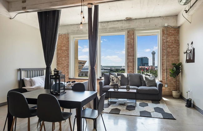 Downtown Dallas Gorgeous 3 BD, Pool & Gym - Foto 1