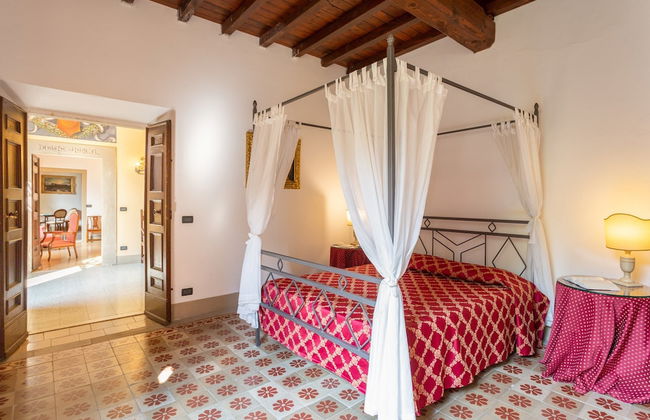 Villa in Mugello Hills With Private Pool - Photo 2