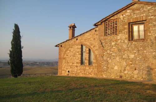 Photo 25 - Farmhouse in Arbia Asciano With Pool