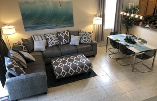 Foto 1 - 4BR Townhome in Regal Palms by SHV-302