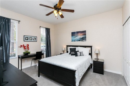 Photo 3 - 4BR Townhome in Regal Palms by SHV-302
