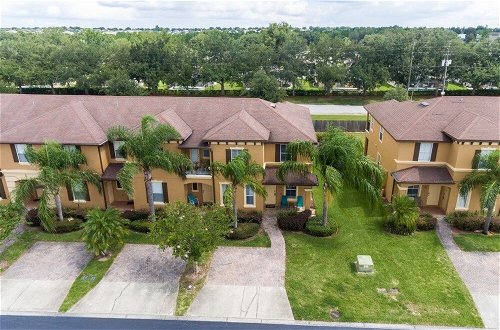 Foto 23 - 4BR Townhome in Regal Palms by SHV-302