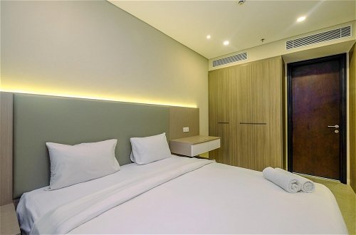 Photo 2 - Cozy and Nice 2BR at Ciputra World 2 Apartment