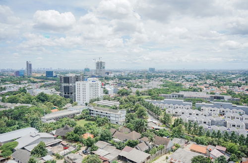 Foto 18 - Chic and Spacious Studio at Bintaro Icon Apartment