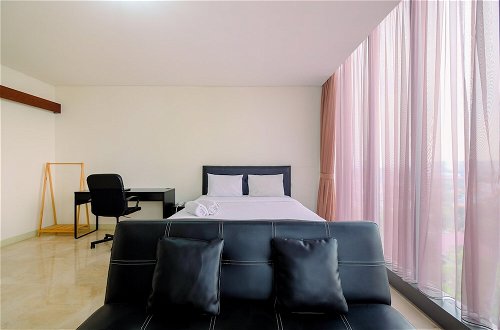 Foto 11 - Relaxing 1BR Apartment at L'Avenue Pancoran